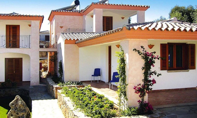 Tanaunella Apartment | Apartment in Tanaunella Budoni with Pool