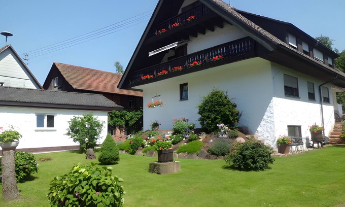 Nordrach Apartment | Apartment 'Karle' with Shared Garden and Wi-Fi