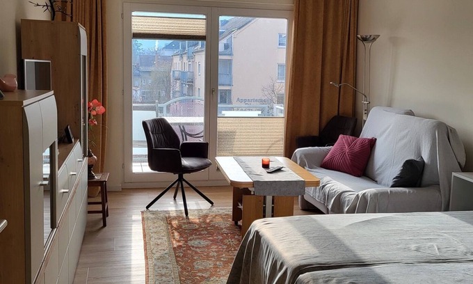 Bad Kreuznach Apartment | Apartment 'Klein' with Balcony and Wi-Fi