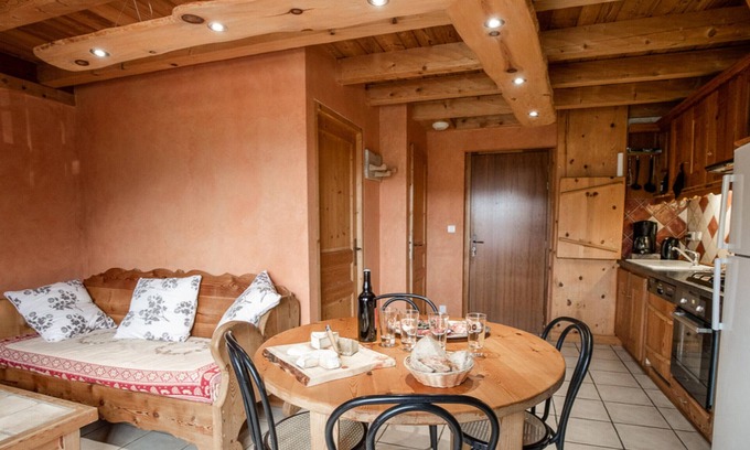 Sollieres-Sardieres Apartment | Apartment 'Les Mélèzes' with Mountain View, Balcony and Wi-Fi