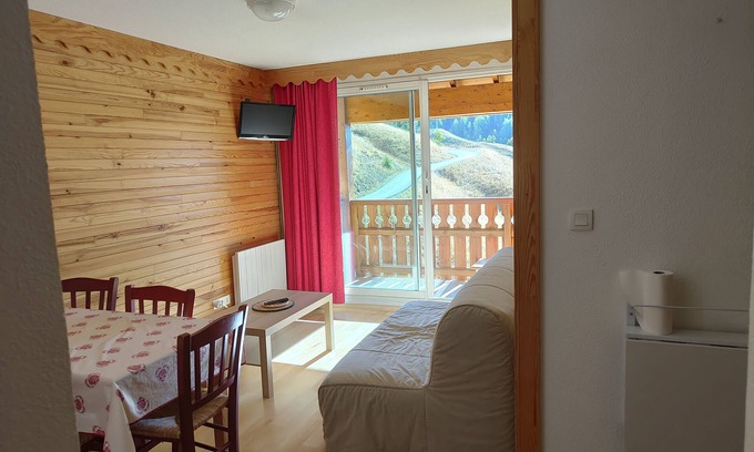 Allos Apartment | Apartment La Foux Heated pool access