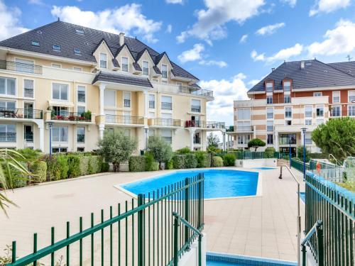 Port Guillaume Apartment | Apartment La Presqu'île-7 by Interhome