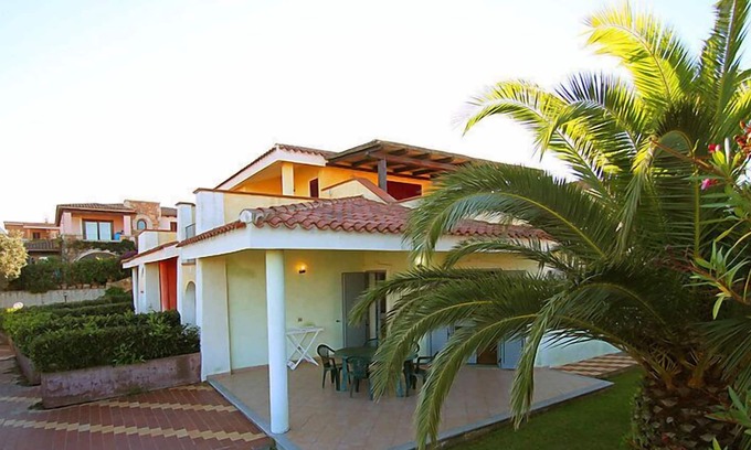 Monte Petrosu Apartment | Apartment La Tartaruga in Porto San Paolo - 4 persons, 2 bedrooms