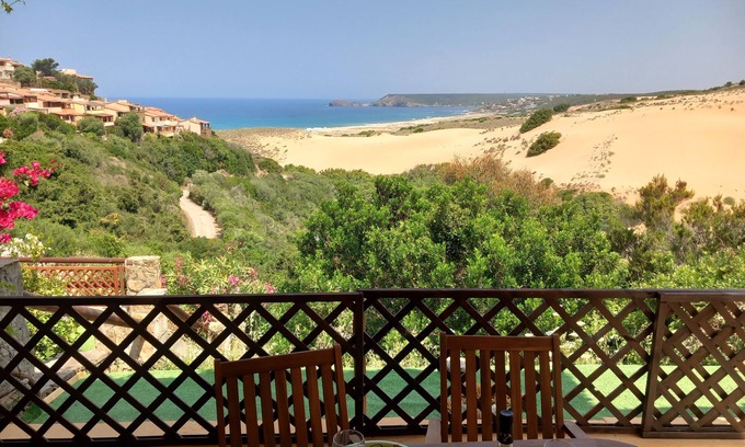 Torre dei Corsari Apartment | Apartment 'Lentischio' with Sea View and Private Terrace