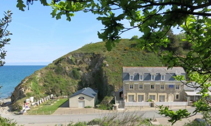 Planguenoual Apartment | Apartment Les Mouettes (PGX300) in Planguenoual - 3 persons, 1 bedrooms