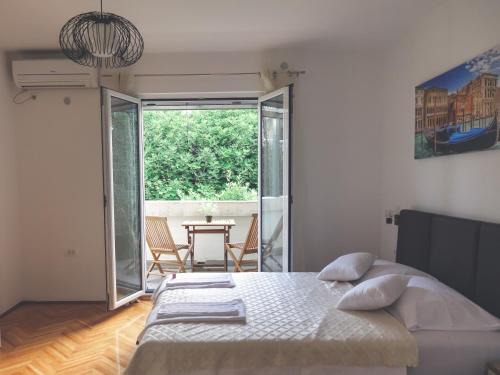 Babilonija Apartment | Apartment LIM