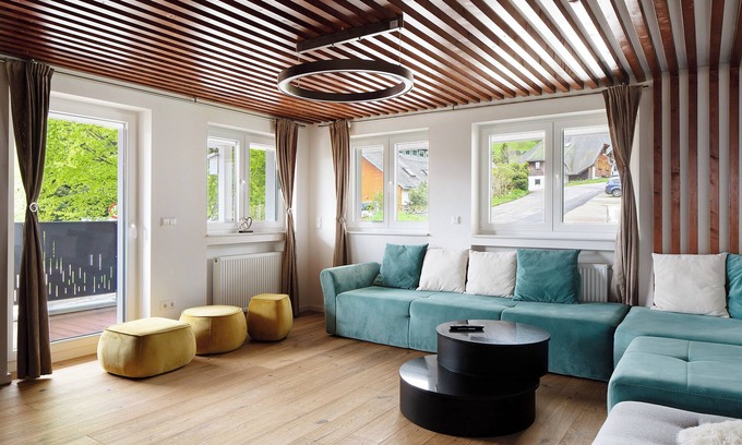 Hofsgrund Apartment | Apartment 'Lorena's Bollenhut' with Mountain View, Shared Garden and Wi-Fi