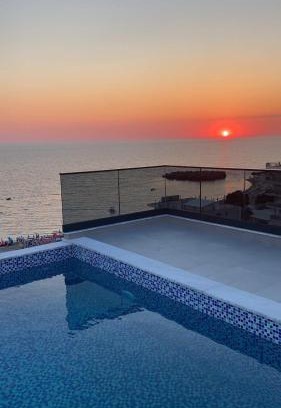 Dobra Voda Apartment | Apartment LoveNest