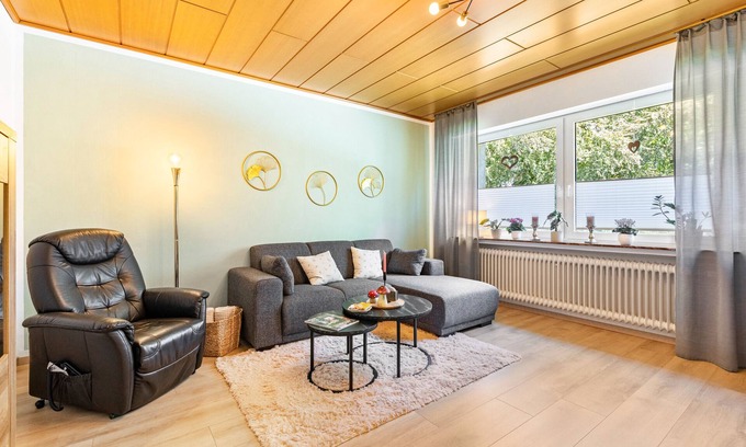 Menden Apartment | Apartment 'Mama Mia' with Shared Garden and Wi-Fi