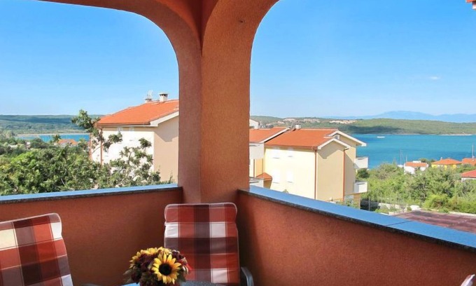 Klimno Apartment | Apartment Mario (MLK163) in Krk/Malinska - 4 persons, 2 bedrooms