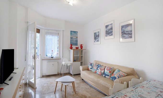 Albenga Apartment | Apartment 'Mary 43 6' with Private Terrace, Balcony and Wi-Fi
