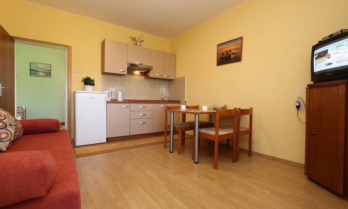 Klimno Apartment | Apartment Mihajic M (10005-A1) - Klimno - island Krk