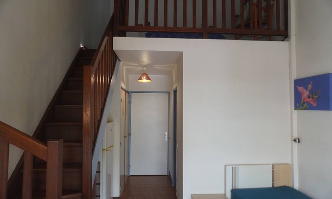 Sainte-Anne Apartment | Apartment Mimosa (500 m from the Pointe Marin BEACH, with SWIMMING POOL)