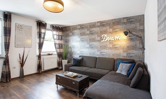 Heppens Apartment | Apartment "Moderne 3 Zimmer Wohnung - Zentral" with Wi-Fi