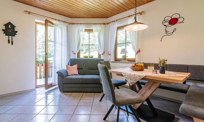 Oppenau Apartment | Apartment ‘Moosblick’ with mountain view, balcony and Wi-Fi