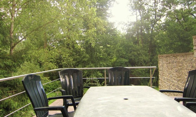 Treignes House | Apartment near Forest and Hiking Trails