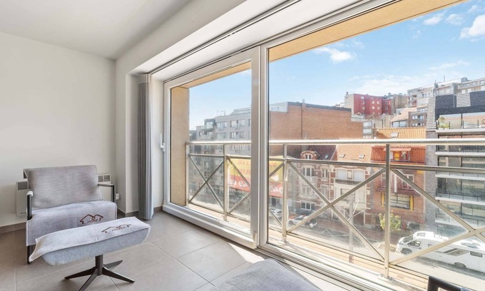 Blankenberge Apartment | Apartment near Knokke Beach
