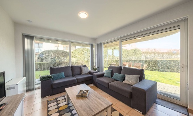 Middelkerke Apartment | Apartment near Sea Dyke and Dunes