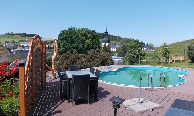 Sosa Apartment | Apartment 'Neubert' with Shared Pool, Shared Garden and Wi-Fi