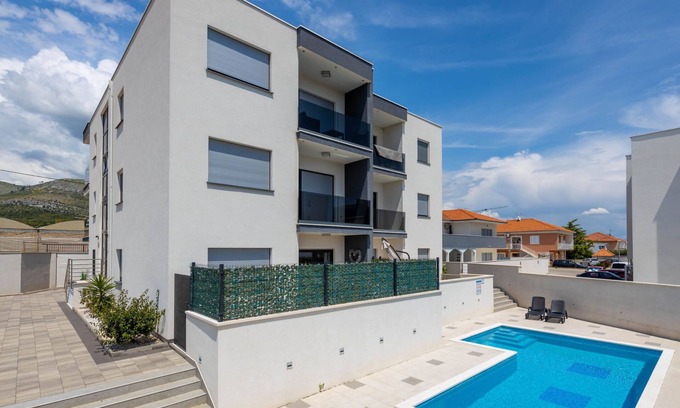 Trogir Apartment | Apartment Niki by Interhome