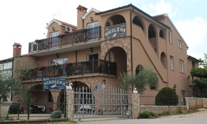 Rovinjsko Selo Apartment | Apartment Nikolena