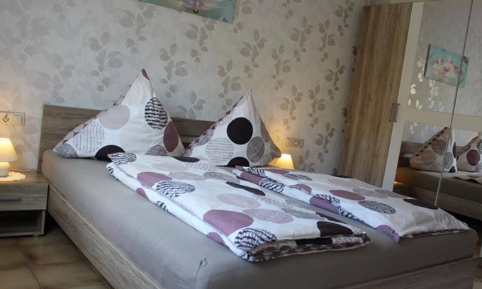 Niederemmel Apartment | Apartment no. 1 - Apartments Haus Moselstrand