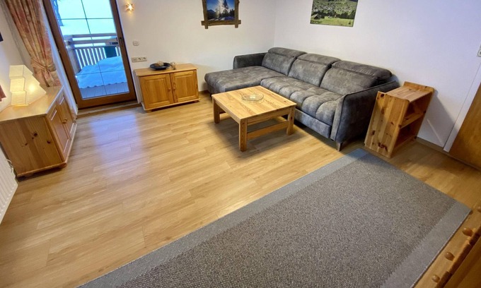 Hirschegg Apartment | Apartment "No. 11" / 2 bedrooms / terrace - Bi dr Gondamaika - Gertrud Gmeiner