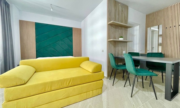 Sector 5 Apartment | Apartment No. 818 at Central Residence with a capacity of up to 2 persons