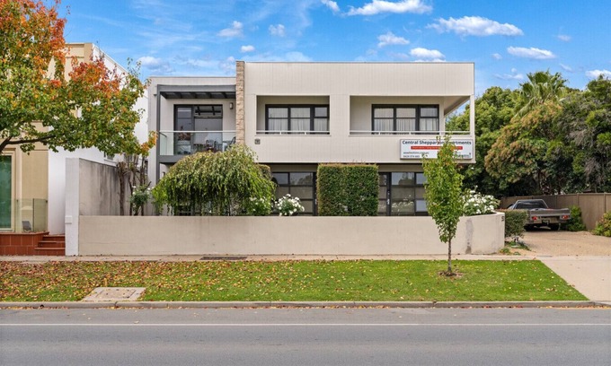Shepparton South Apartment | Apartment No 9 · Central Shepparton Apartment long stays