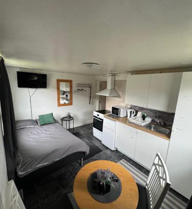 Kiruna Apartment | Apartment nr 1 with shared bathroom in Kiruna C