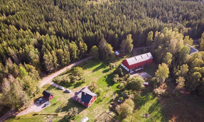 Mariestad Other | Apartment on farm in rural setting
