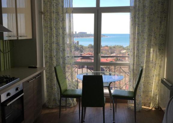 Gelendzhik Apartment | Apartment on Halturina 11