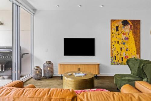 Newcastle Apartment | Apartment on Honeysuckle