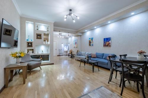 mtatsminda Apartment | Apartment on Rustaveli avenue