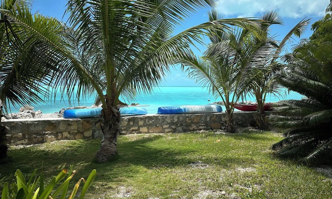 George Town Apartment | Apartment on the beach