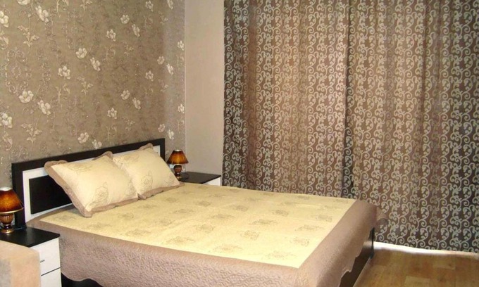 Naberezhnye Chelny Apartment | Apartment on ulitsa Akademika Koroleva 37