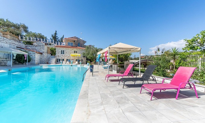 Gaios Apartment | Apartment 'Paco's Superior Double Villa 15' with Sea View, Wi-Fi and Air Conditioning