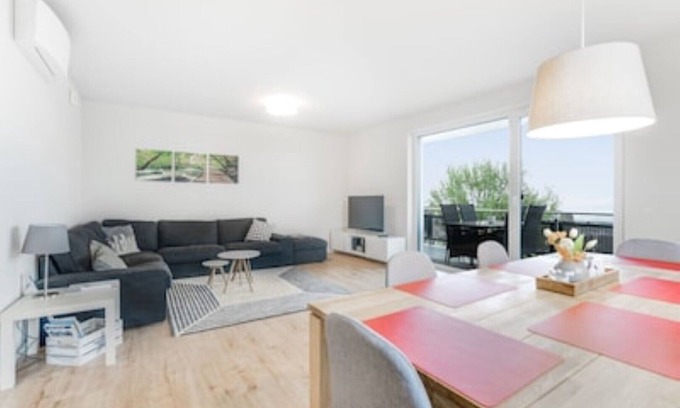Nickenich Apartment | Apartment Pellenzblick ground floor 92 m²