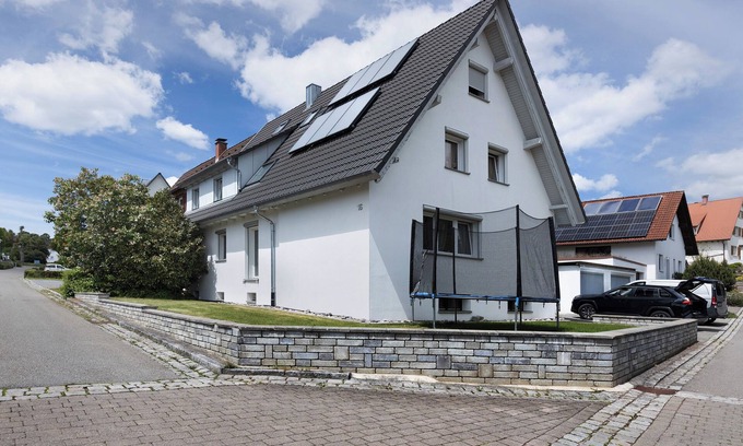 Donaueschingen Apartment | Apartment 'Pepe' with Wi-Fi