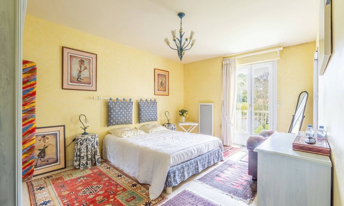 Loire-Atlantique Apartment | Apartment 'Plage Et Golf' with Sea View and Balcony