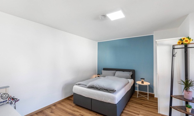Oberursel Apartment | Apartment 'Pr' with Wi-Fi