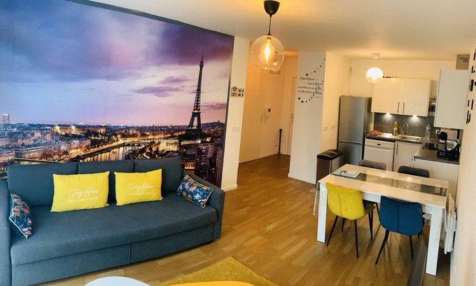 Montgeron Apartment | Apartment * * * * * Private Parking 25 MN to Paris