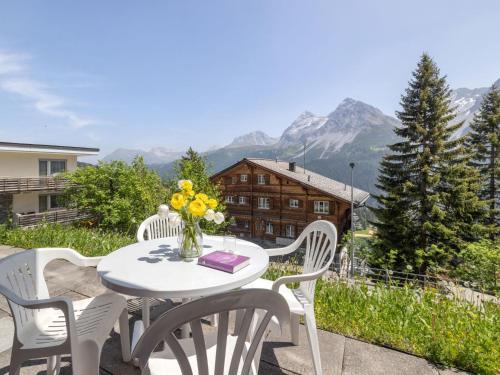 Arosa Apartment | Apartment Promenade - Utoring-73 by Interhome
