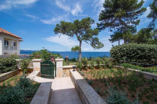 Veli Losinj Apartment | Apartment Punta A2 - max. 4 Person