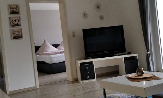 Grafschaft Apartment | Apartment 'Rastplatz' with Mountain View, Private Terrace and Wi-Fi