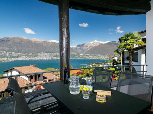 Piazzogna Apartment | Apartment Residence Miralago - Utoring Apt- B15 by Interhome