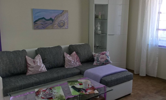 Bad Kissingen Apartment | Apartment Romantic, city apartment 40sqm also easy to reach by train.