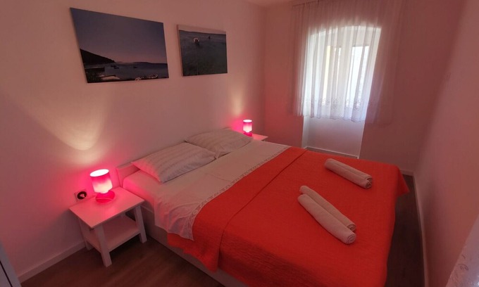 Sveti Jakov Apartment | Apartment Serenity - free parking A2(2) - Stivan, Island Cres, Croatia