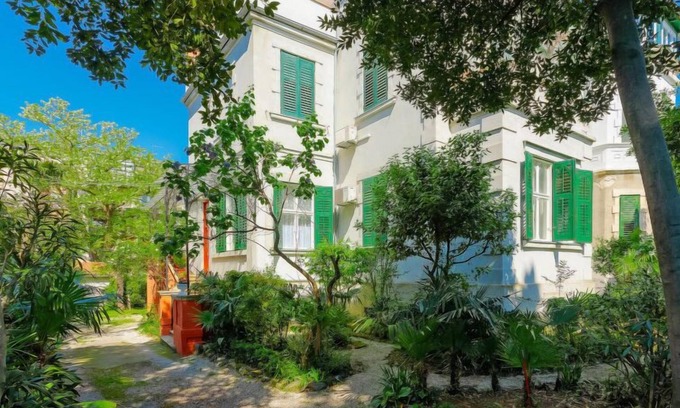 Veruda Apartment | Apartment Silvia by Interhome