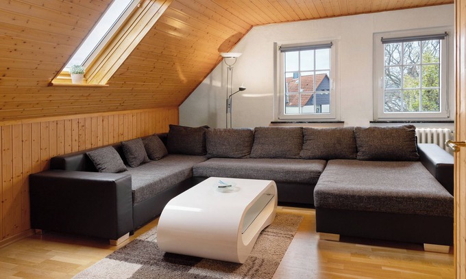 Hopfengarten Apartment | Apartment 'Stadtvilla' with Private Garden and Wi-Fi